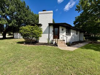 7000 Park Place Drive, Richland Hills, TX 76118