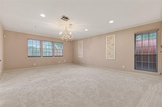 5422 Willowbend Boulevard, Houston, TX 77096