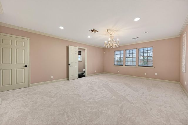 5422 Willowbend Boulevard, Houston, TX 77096