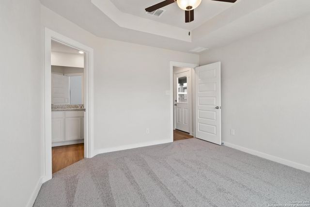 5923 Willow Point Blvd, San Antonio, TX 78219