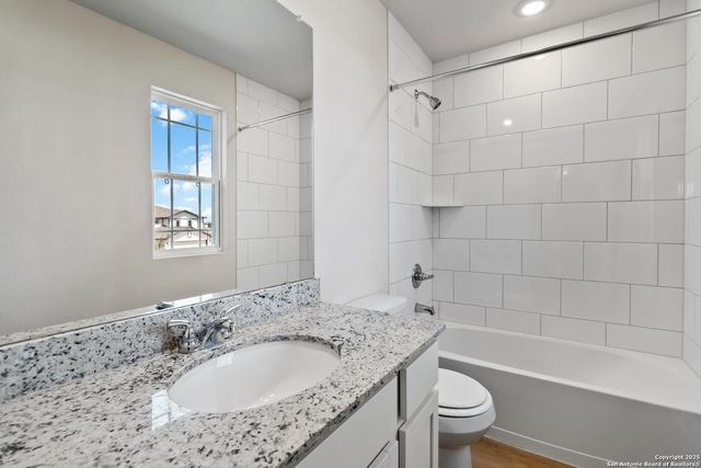 5923 Willow Point Blvd, San Antonio, TX 78219