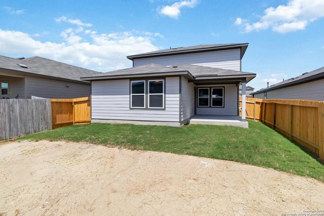 5923 Willow Point Blvd, San Antonio, TX 78219