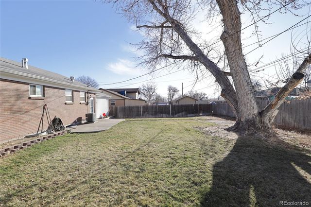 1982 Fisher Way, Northglenn, CO 80233