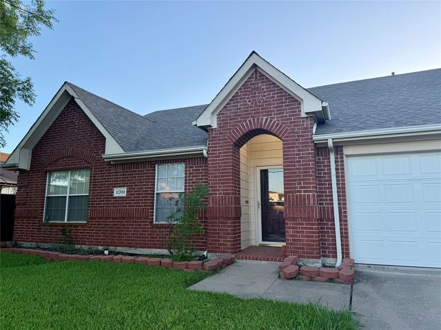 1201 Cumberland Court, Forney, TX 75126