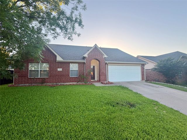 1201 Cumberland Court, Forney, TX 75126