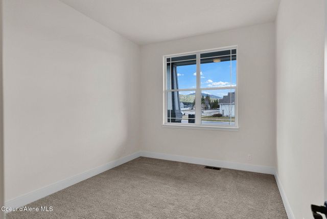 15085 N LIANE LN, Rathdrum, ID 83858