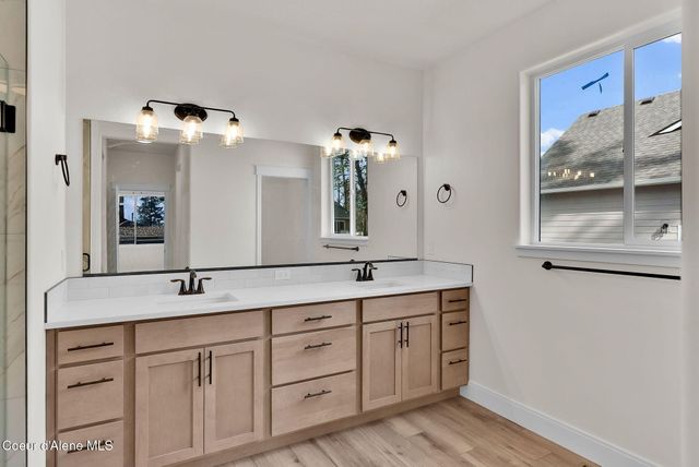 15085 N LIANE LN, Rathdrum, ID 83858
