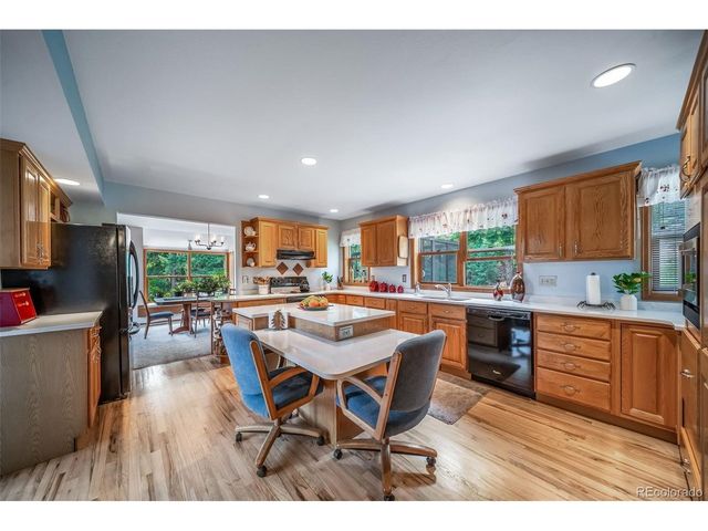 5581 Osage Pl, Larkspur, CO 80118