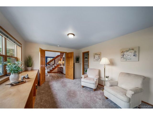 5581 Osage Pl, Larkspur, CO 80118