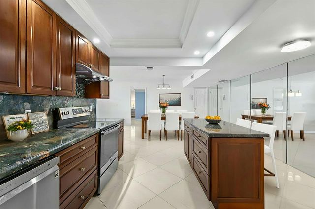 3460 S Ocean Boulevard 510, Palm Beach, FL 33480