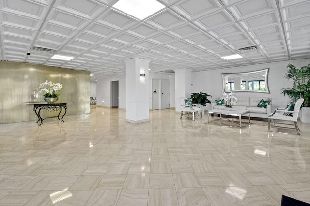 3460 S Ocean Boulevard 510, Palm Beach, FL 33480
