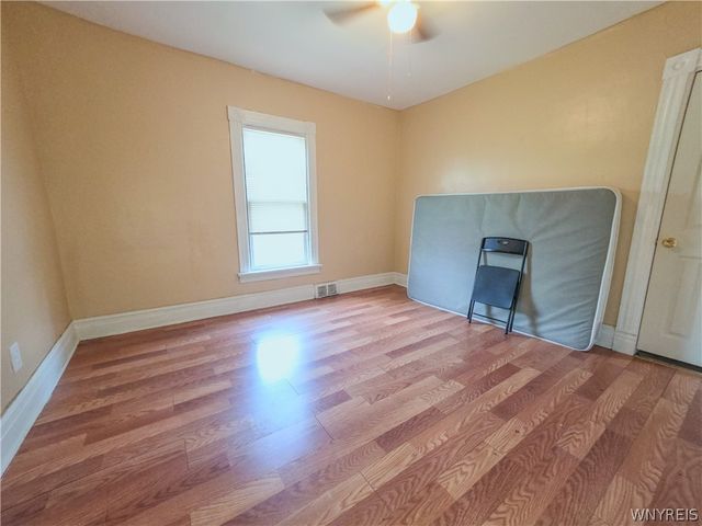 818 Ashland Avenue, Niagara Falls, NY 14301