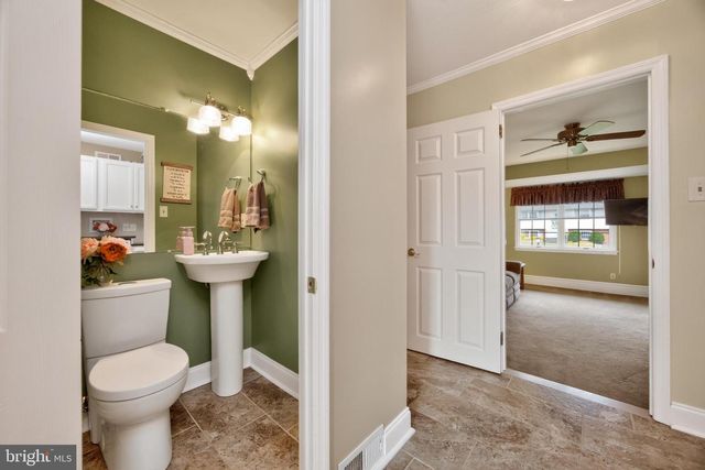 2621 BOXWOOD DR, Wilmington, DE 19810