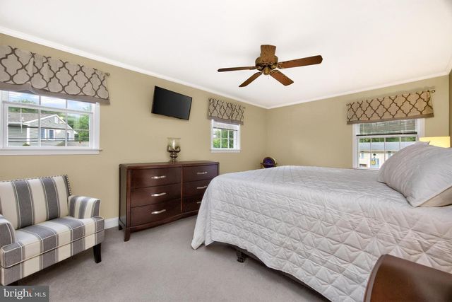 2621 BOXWOOD DR, Wilmington, DE 19810