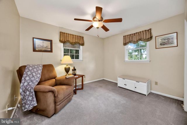 2621 BOXWOOD DR, Wilmington, DE 19810