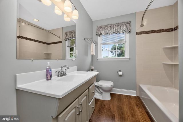 2621 BOXWOOD DR, Wilmington, DE 19810
