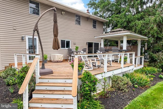 2621 BOXWOOD DR, Wilmington, DE 19810