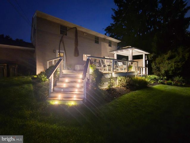 2621 BOXWOOD DR, Wilmington, DE 19810