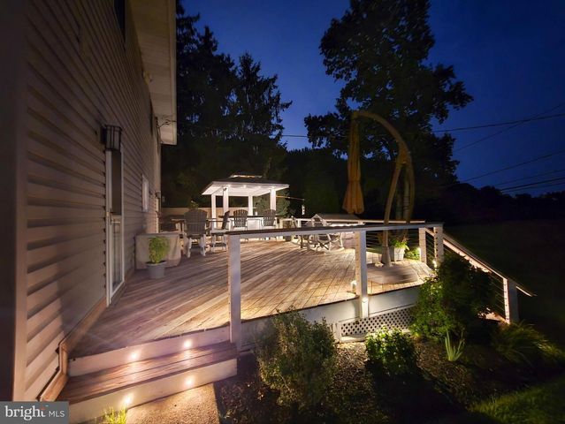 2621 BOXWOOD DR, Wilmington, DE 19810