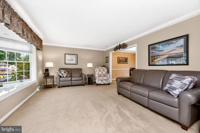 2621 BOXWOOD DR, Wilmington, DE 19810