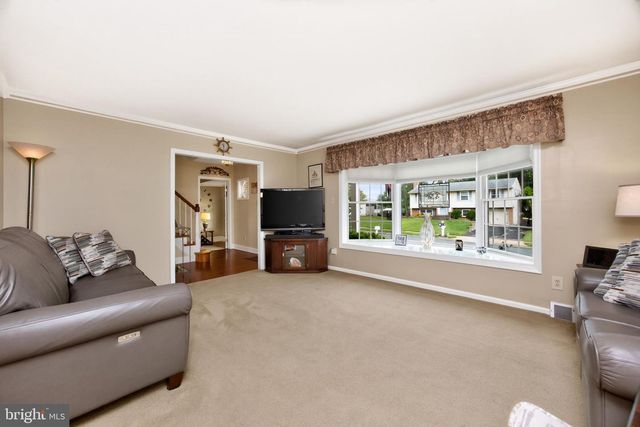 2621 BOXWOOD DR, Wilmington, DE 19810