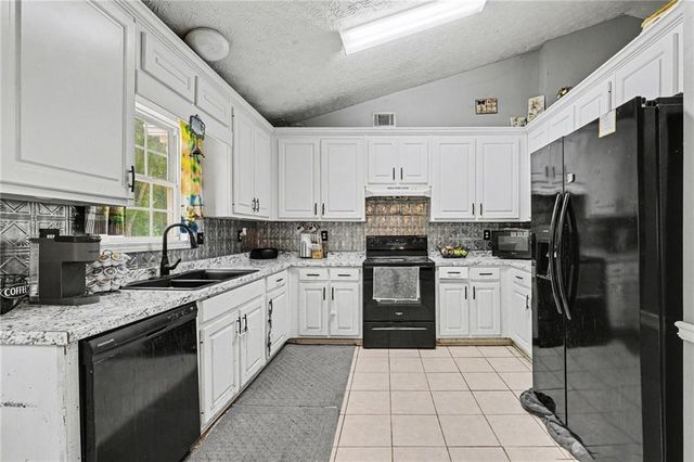 705 Slayton Drive, Bethlehem, GA 30620