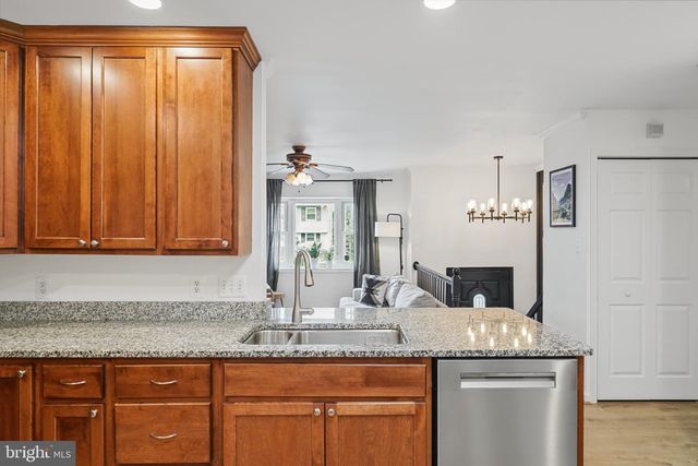 8245 LETHBRIDGE RD, Millersville, MD 21108