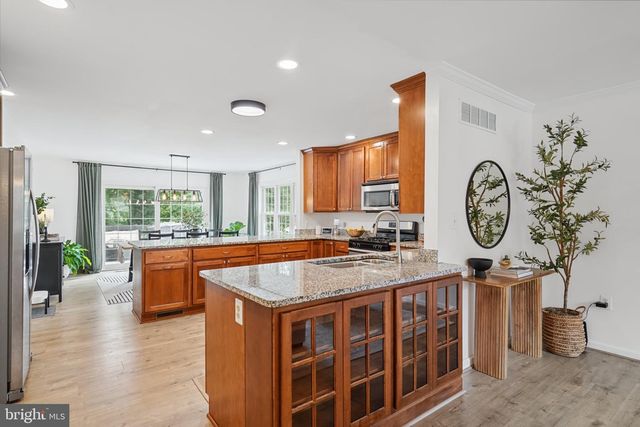 8245 LETHBRIDGE RD, Millersville, MD 21108
