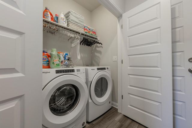 7915 Mellencamp DR, Austin, TX 78744