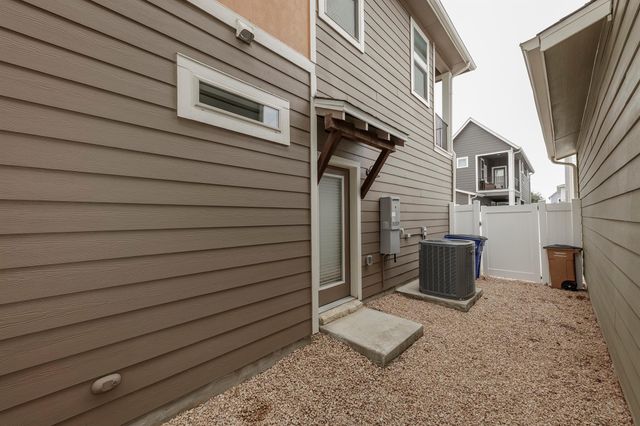 7915 Mellencamp DR, Austin, TX 78744