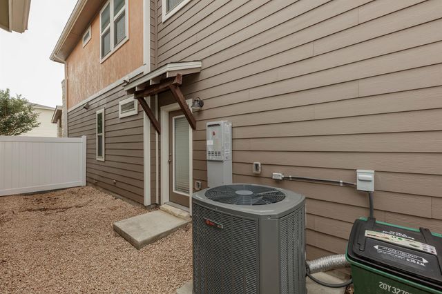 7915 Mellencamp DR, Austin, TX 78744