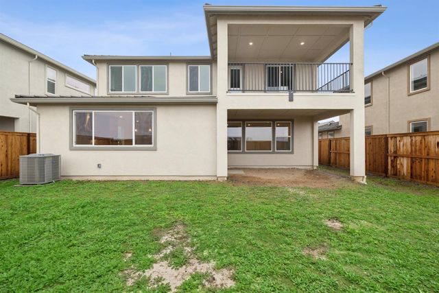 956 Caprock Ln, Bickford Ranch, CA 95648