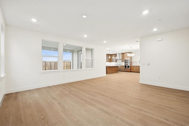 956 Caprock Ln, Bickford Ranch, CA 95648