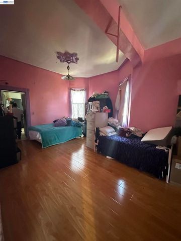 1538 39th Avenue, Oakland, CA 94601