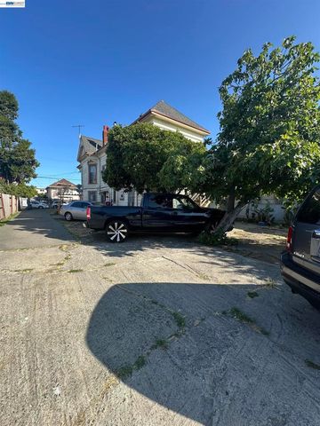 1538 39th Avenue, Oakland, CA 94601