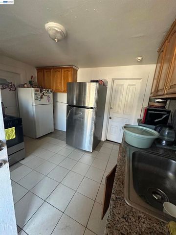 1538 39th Avenue, Oakland, CA 94601