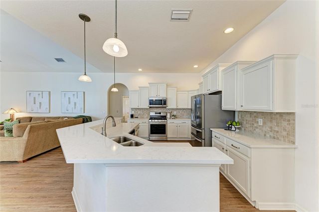 8226 BARTON FARMS BOULEVARD, Sarasota, FL 34240