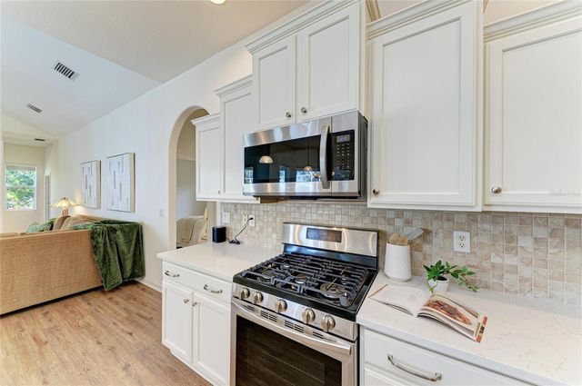 8226 BARTON FARMS BOULEVARD, Sarasota, FL 34240