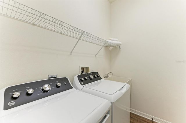 8226 BARTON FARMS BOULEVARD, Sarasota, FL 34240