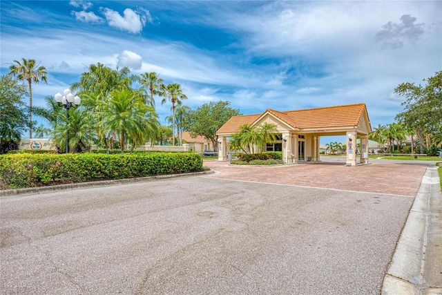 8226 BARTON FARMS BOULEVARD, Sarasota, FL 34240