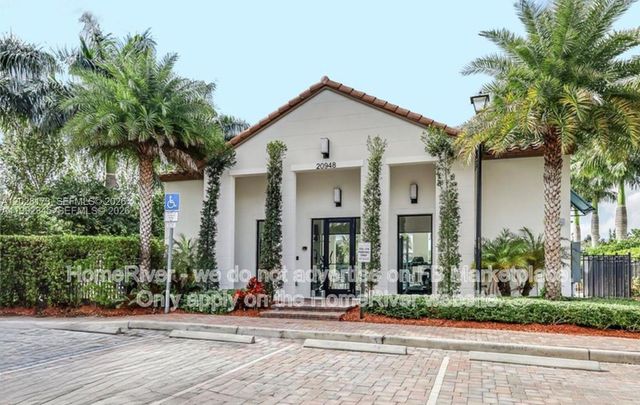 20975 NW 1st Ct, Pembroke Pines, FL 33029