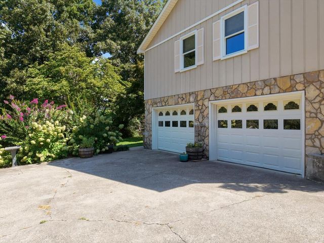 204 Carly Drive, Dalton, GA 30721