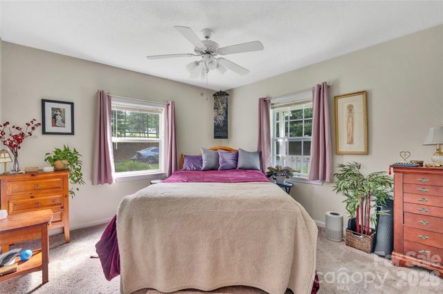 1095 E Prince Road, Landrum, SC 29356