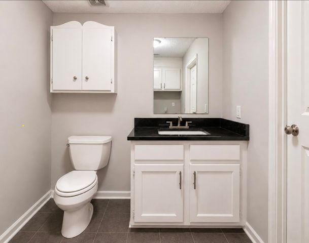 1175 Meadowcroft Drive, Sumter, SC 29154