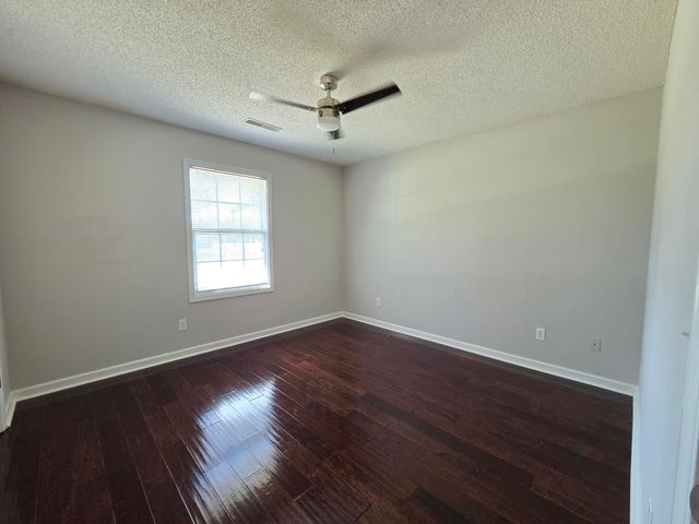1175 Meadowcroft Drive, Sumter, SC 29154