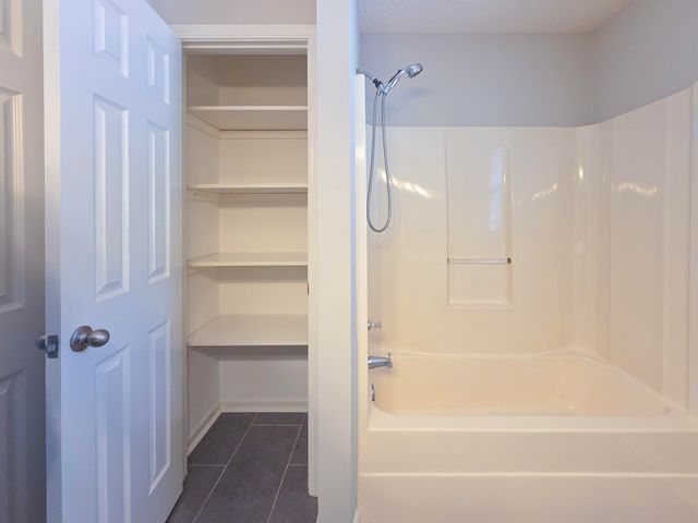 1175 Meadowcroft Drive, Sumter, SC 29154