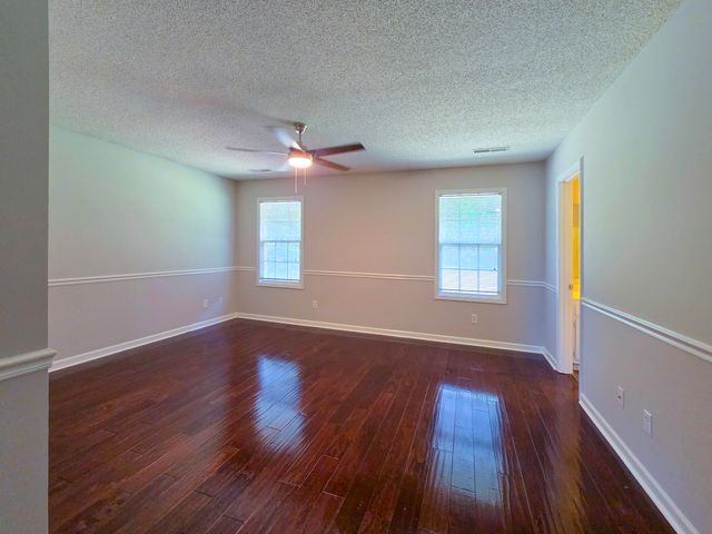 1175 Meadowcroft Drive, Sumter, SC 29154