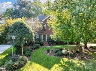 10142 Loganberry Trail, Charlotte, NC 28262