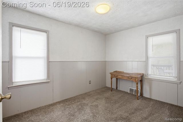529 Champaign Road, Lincoln Park, MI 48146