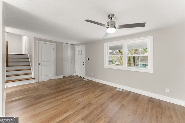 3467 Centerville Lane SW, Snellville, GA 30039